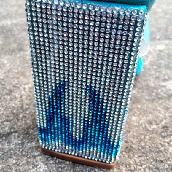 So Me Heel - Picture 5 of 5